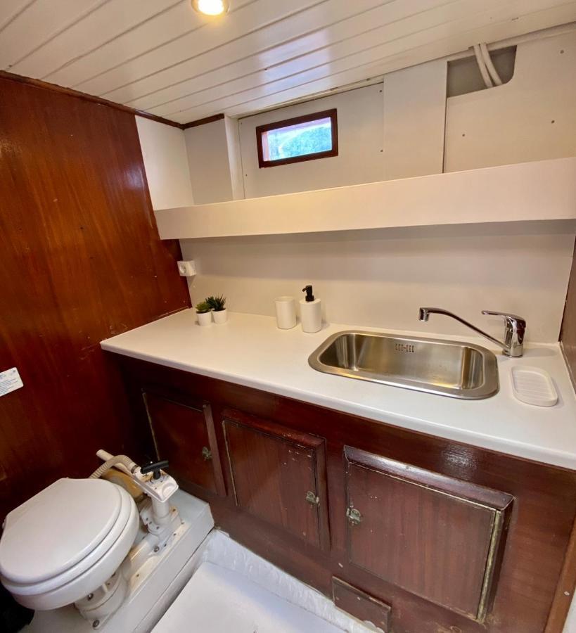 Hotel Fantastico Velero En Barcelona à Sant Adrià de Besòs Extérieur photo